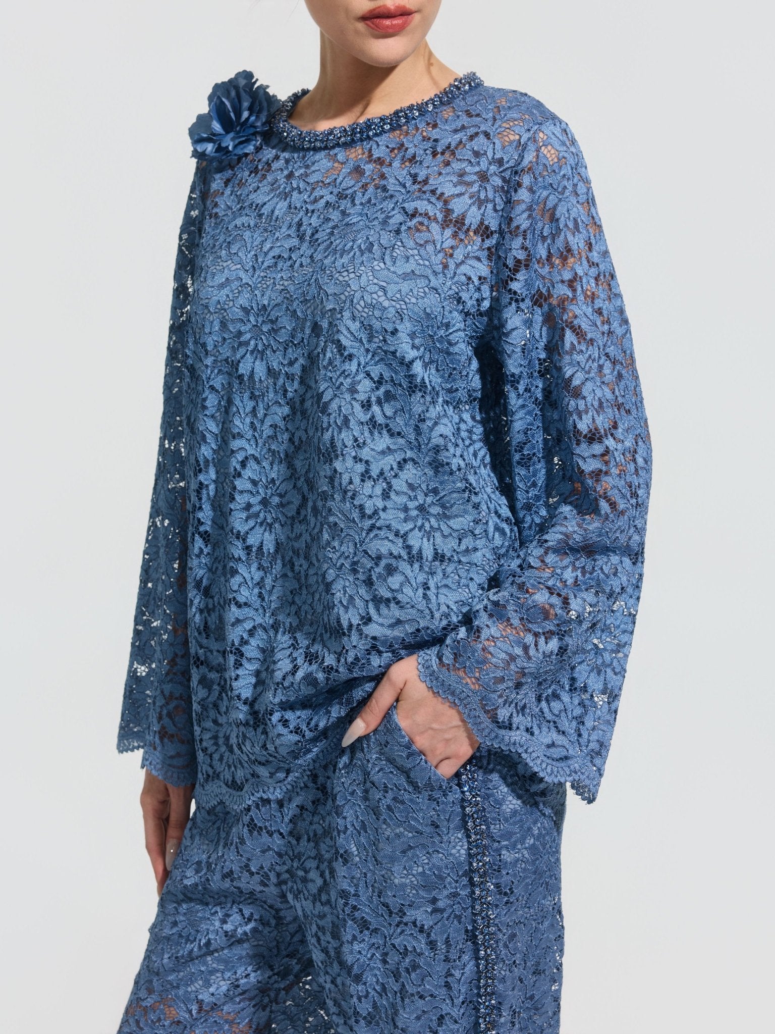 3D Floral Appliqué Cutwork Lace Top - Social Queen