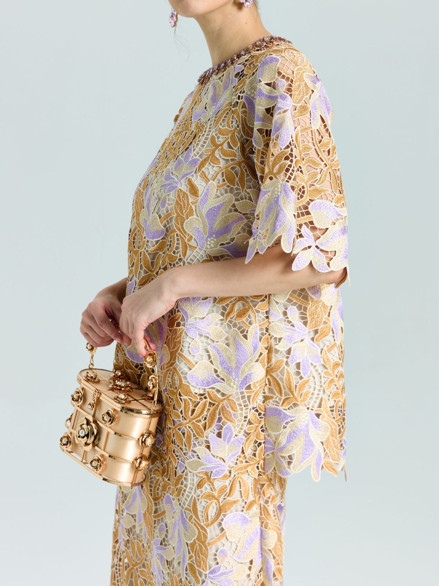Floral Embroidered Lace Top - Social Queen