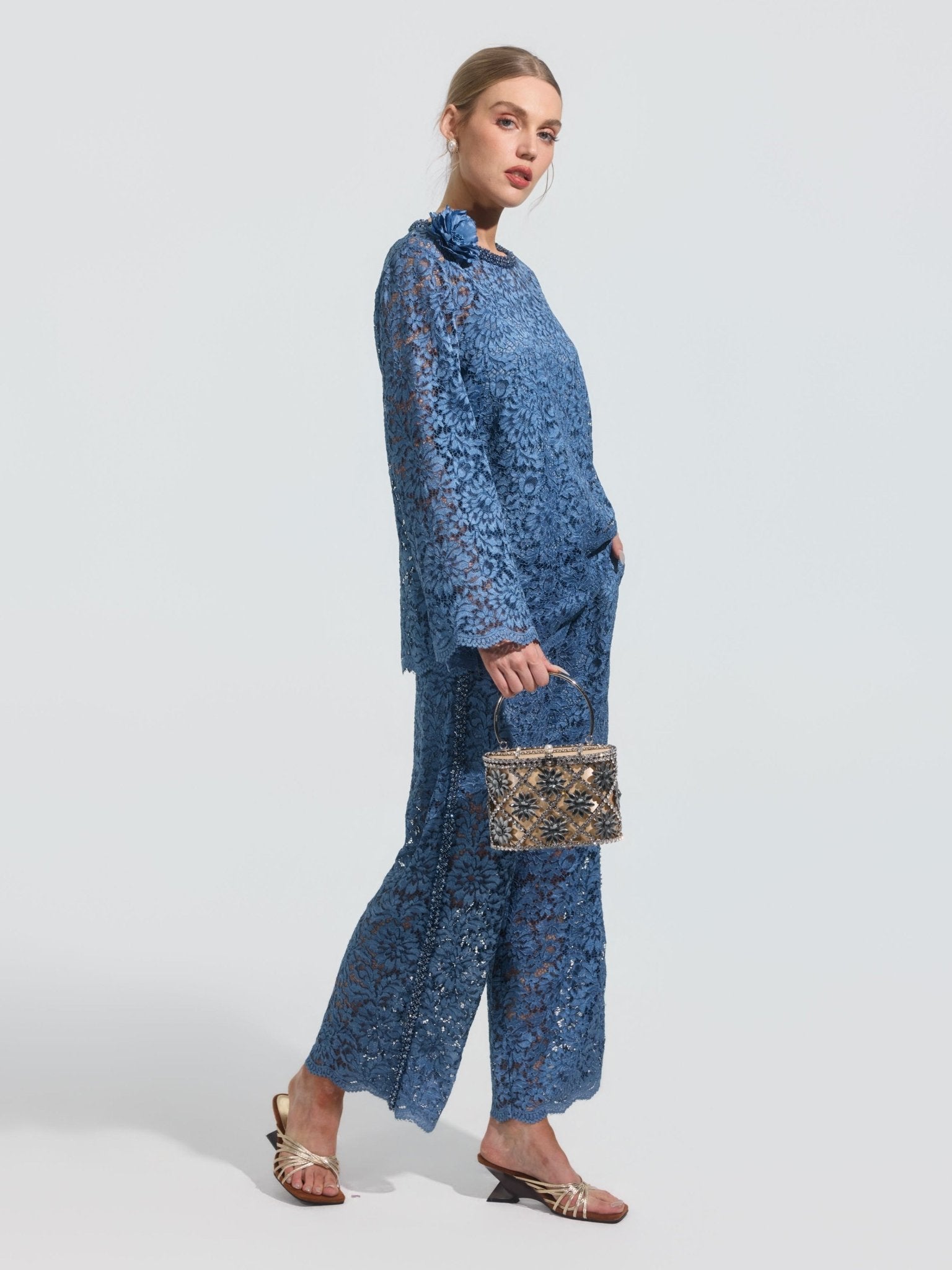 3D Floral Appliqué Cutwork Lace Top - Social Queen