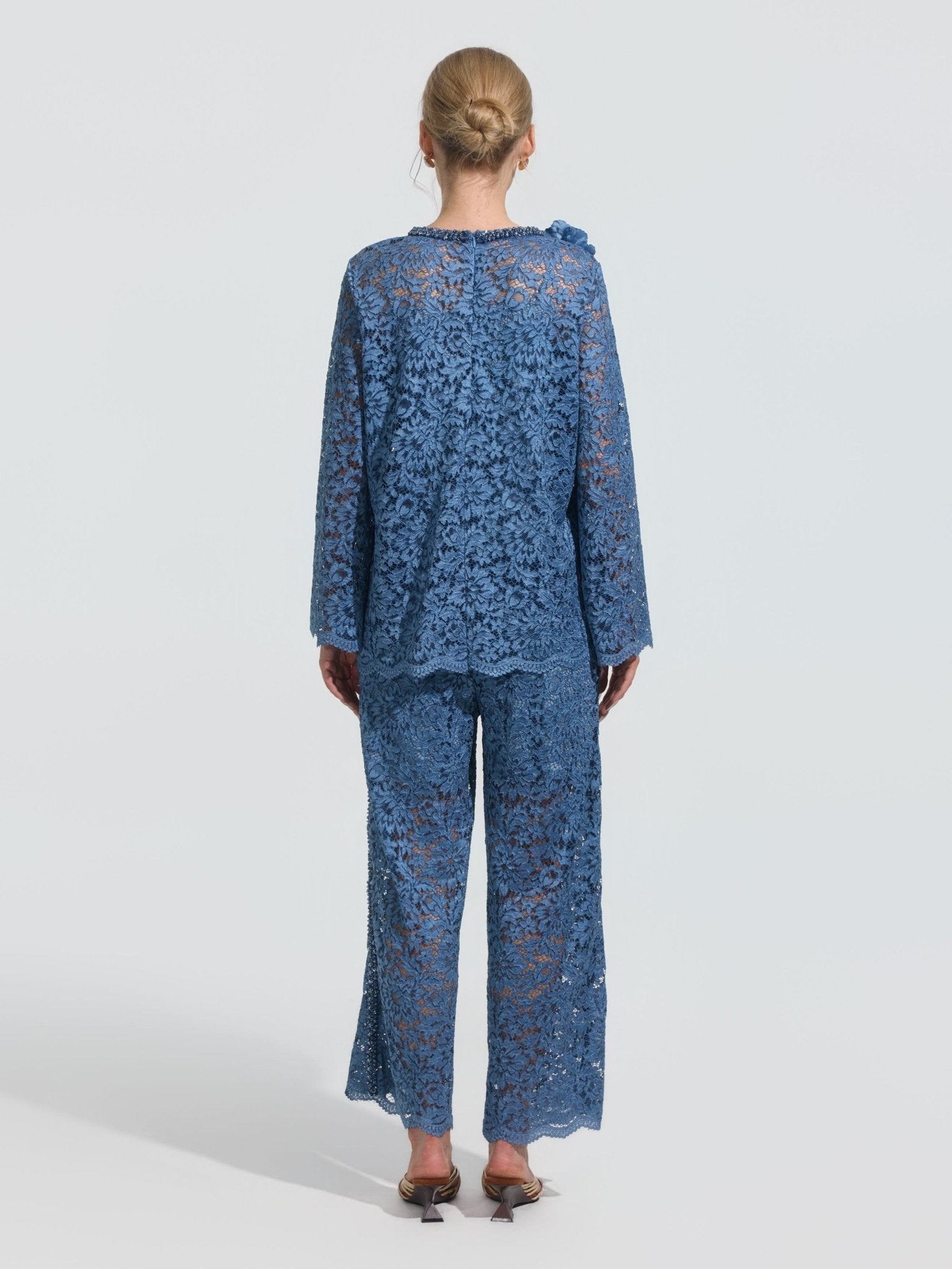 3D Floral Appliqué Cutwork Lace Top - Social Queen