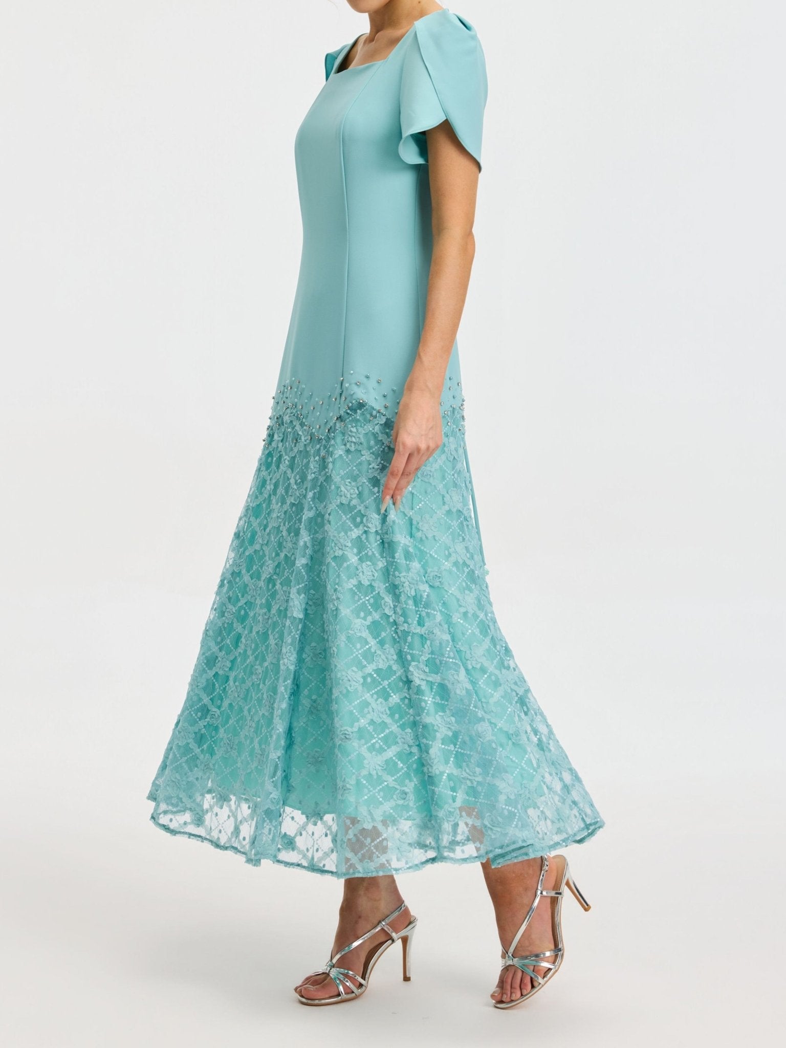 Beaded Floral Lace Patchwork Dress - Social Queen
