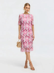 Floral Appliqué Lace Shift Dress - Social Queen