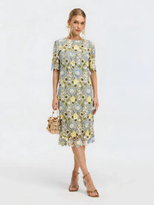 Floral Appliqué Lace Shift Dress - Social Queen