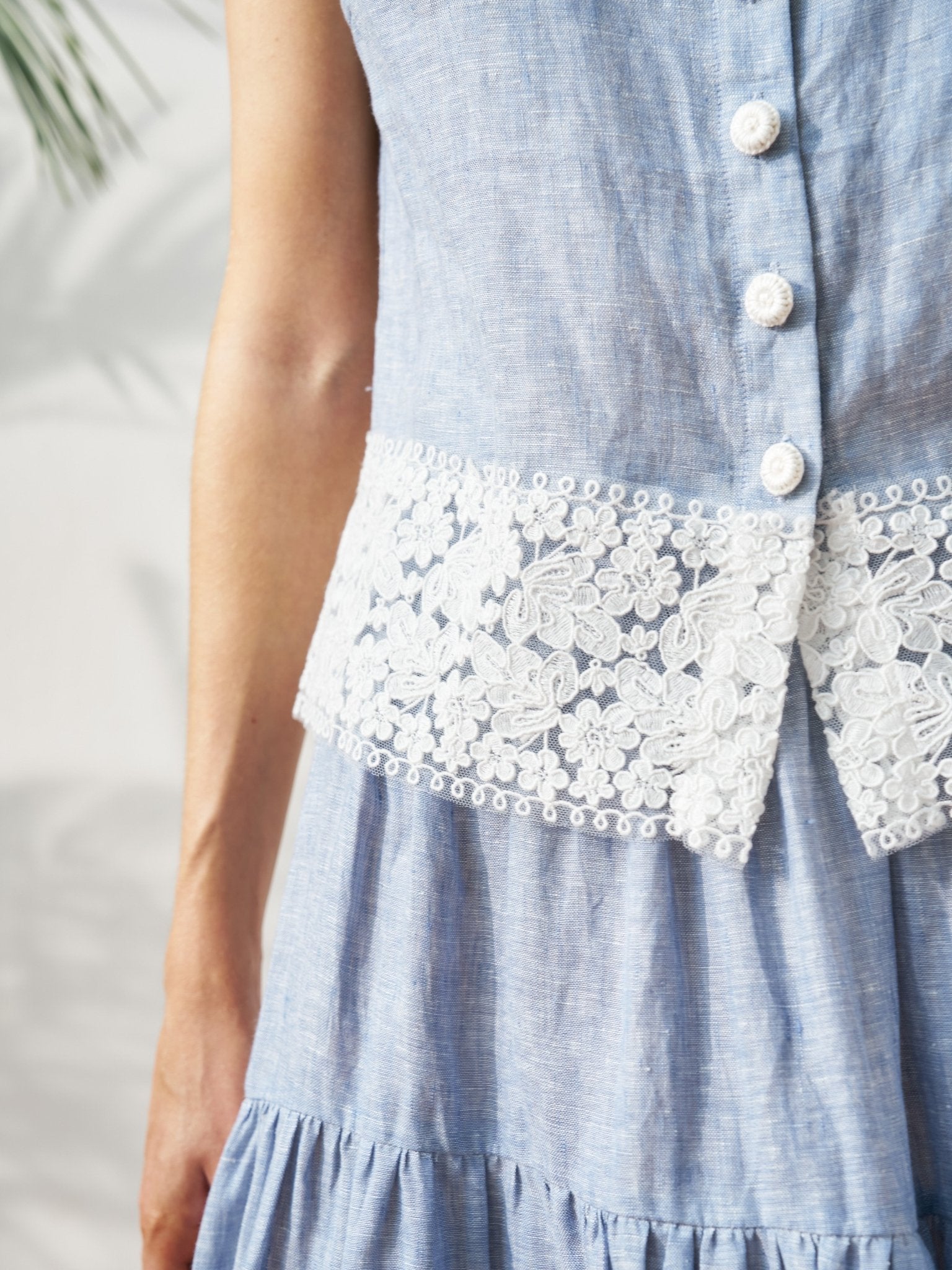 Lace Detail Linen Sleeveless Shirt - Social Queen