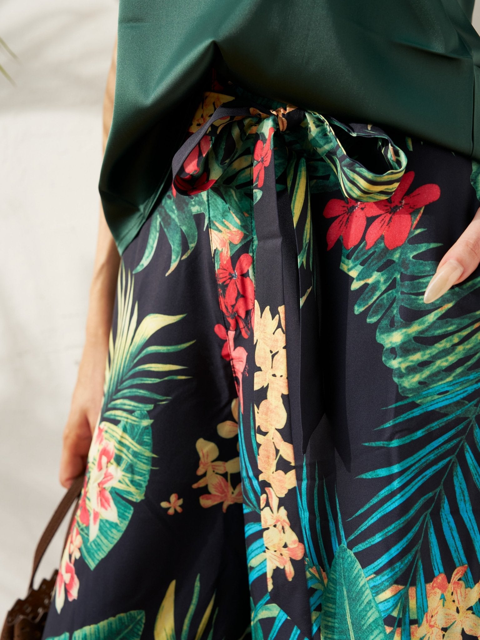 Tropical Print Wide - Leg Pants - Social Queen